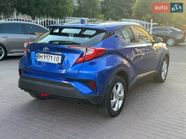 Синий Тойота C-HR, объемом двигателя 1.2 л и пробегом 60 тыс. км за 20200 $, фото 11 на Automoto.ua