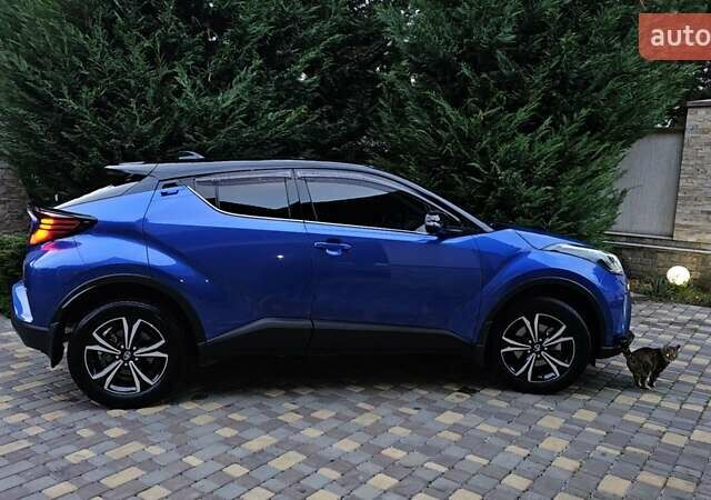 Тойота C-HR 2019 у Одесі на Automoto.ua Синій Тойота C-HR, об'ємом двигуна 1.2 л та пробігом 11 тис. км за 32500 $, фото 6 на Automoto.ua