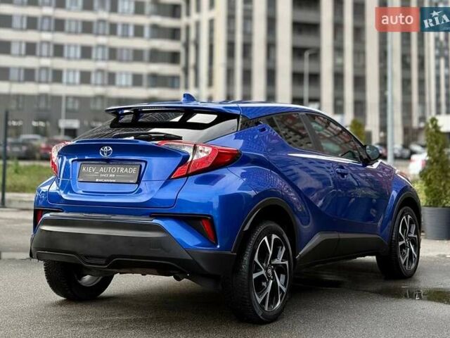 Синий Тойота C-HR, объемом двигателя 2 л и пробегом 107 тыс. км за 18500 $, фото 15 на Automoto.ua