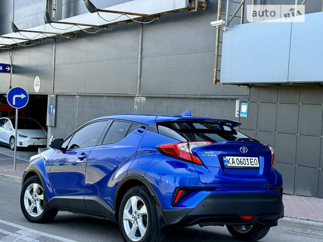 Синій Тойота C-HR, об'ємом двигуна 1.2 л та пробігом 43 тис. км за 18999 $, фото 7 на Automoto.ua