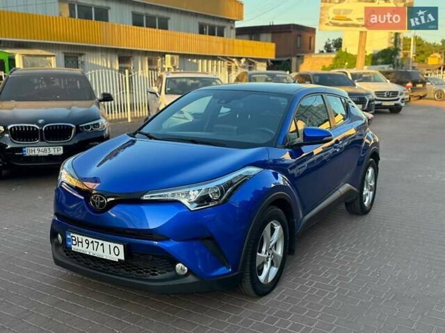 Синий Тойота C-HR, объемом двигателя 1.2 л и пробегом 60 тыс. км за 20200 $, фото 7 на Automoto.ua