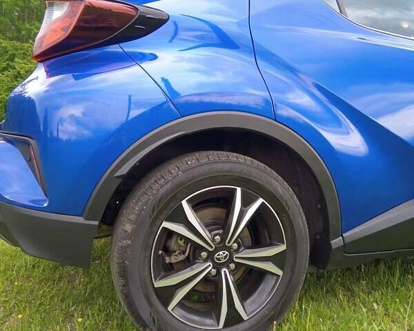 Синій Тойота C-HR, об'ємом двигуна 1.8 л та пробігом 90 тис. км за 24400 $, фото 36 на Automoto.ua