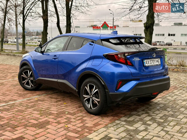 Синий Тойота C-HR, объемом двигателя 1.2 л и пробегом 138 тыс. км за 18700 $, фото 5 на Automoto.ua