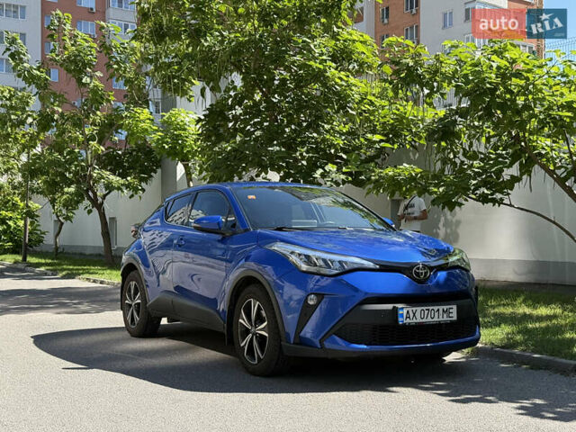 Синий Тойота C-HR, объемом двигателя 1.2 л и пробегом 135 тыс. км за 19300 $, фото 7 на Automoto.ua