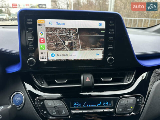 Синий Тойота C-HR, объемом двигателя 1.99 л и пробегом 56 тыс. км за 27750 $, фото 31 на Automoto.ua