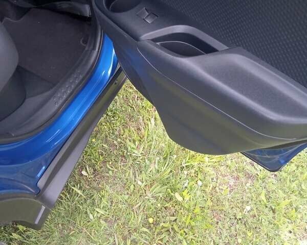 Синій Тойота C-HR, об'ємом двигуна 1.8 л та пробігом 90 тис. км за 24400 $, фото 22 на Automoto.ua