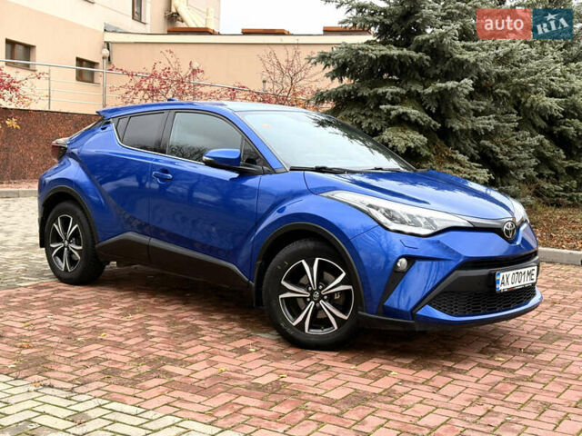 Синий Тойота C-HR, объемом двигателя 1.2 л и пробегом 138 тыс. км за 18999 $, фото 16 на Automoto.ua