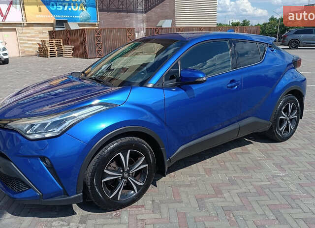 Синий Тойота C-HR, объемом двигателя 1.2 л и пробегом 130 тыс. км за 19900 $, фото 8 на Automoto.ua