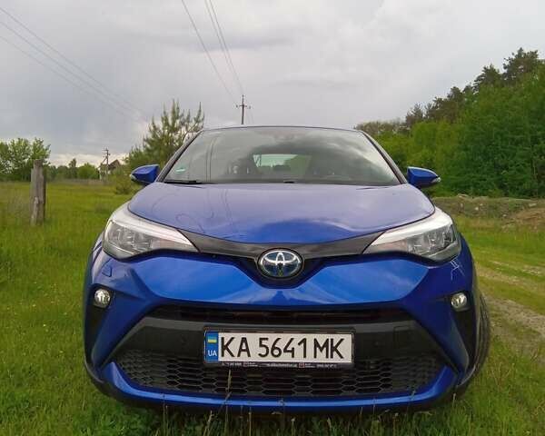 Синій Тойота C-HR, об'ємом двигуна 1.8 л та пробігом 90 тис. км за 24400 $, фото 14 на Automoto.ua
