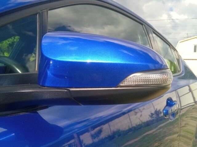Синий Тойота C-HR, объемом двигателя 1.8 л и пробегом 94 тыс. км за 22800 $, фото 1 на Automoto.ua