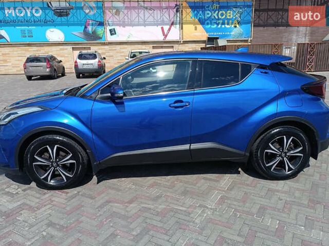 Синий Тойота C-HR, объемом двигателя 1.2 л и пробегом 130 тыс. км за 19900 $, фото 9 на Automoto.ua