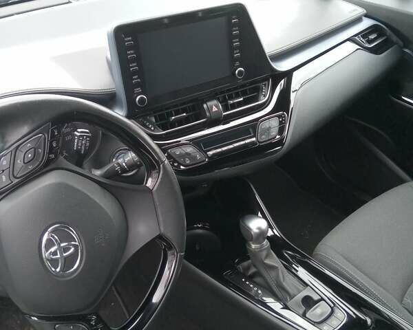 Синій Тойота C-HR, об'ємом двигуна 1.8 л та пробігом 90 тис. км за 24400 $, фото 28 на Automoto.ua