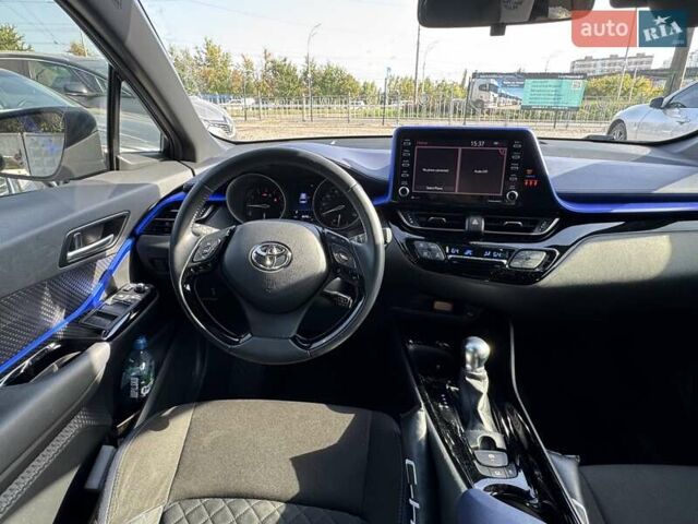 Синий Тойота C-HR, объемом двигателя 2 л и пробегом 88 тыс. км за 23950 $, фото 22 на Automoto.ua