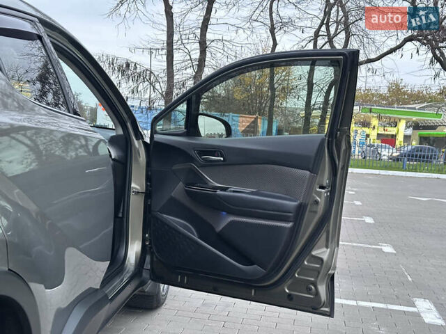 Зелений Тойота C-HR, об'ємом двигуна 1.99 л та пробігом 59 тис. км за 22700 $, фото 33 на Automoto.ua