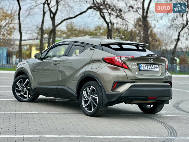 Зелений Тойота C-HR, об'ємом двигуна 1.99 л та пробігом 59 тис. км за 22700 $, фото 8 на Automoto.ua