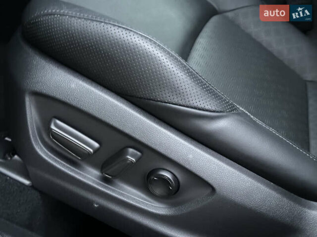 Зелений Тойота C-HR, об'ємом двигуна 1.99 л та пробігом 59 тис. км за 22700 $, фото 45 на Automoto.ua