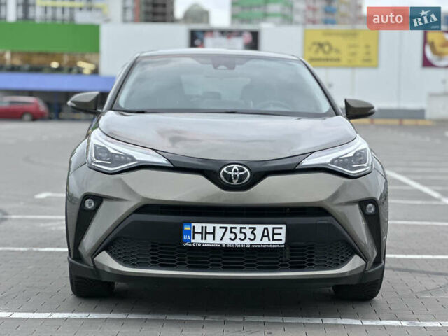 Зелений Тойота C-HR, об'ємом двигуна 1.99 л та пробігом 59 тис. км за 22700 $, фото 9 на Automoto.ua