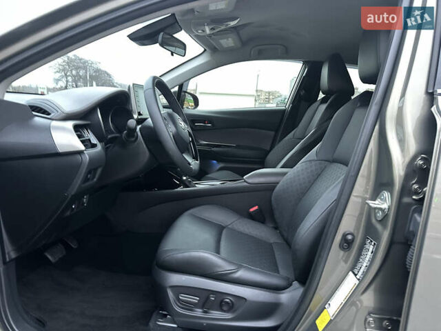 Зелений Тойота C-HR, об'ємом двигуна 1.99 л та пробігом 59 тис. км за 22700 $, фото 44 на Automoto.ua