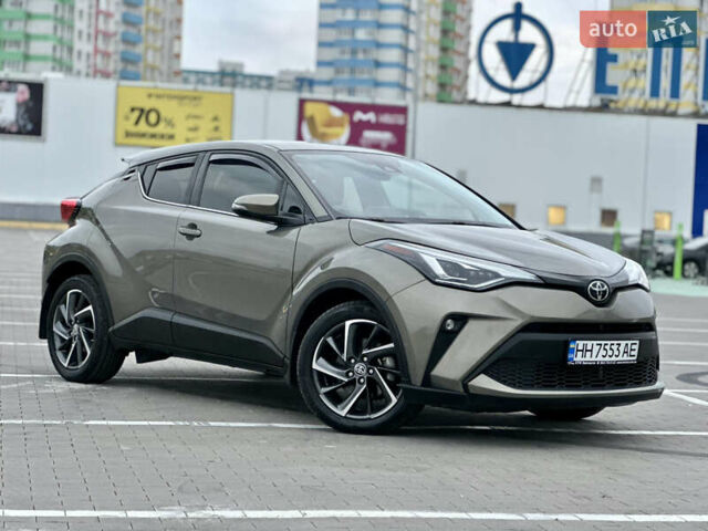 Зелений Тойота C-HR, об'ємом двигуна 1.99 л та пробігом 59 тис. км за 22700 $, фото 7 на Automoto.ua