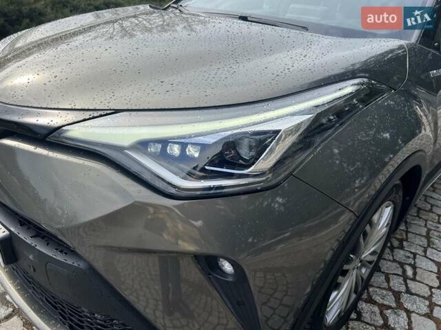 Зеленый Тойота C-HR, объемом двигателя 1.99 л и пробегом 56 тыс. км за 26500 $, фото 60 на Automoto.ua