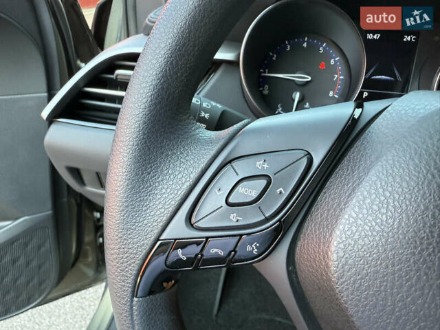Зеленый Тойота C-HR, объемом двигателя 2 л и пробегом 2 тыс. км за 19700 $, фото 6 на Automoto.ua