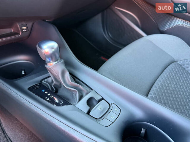 Зеленый Тойота C-HR, объемом двигателя 2 л и пробегом 2 тыс. км за 19700 $, фото 16 на Automoto.ua