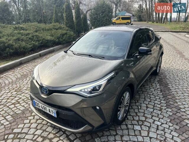 Зеленый Тойота C-HR, объемом двигателя 1.99 л и пробегом 56 тыс. км за 26500 $, фото 2 на Automoto.ua