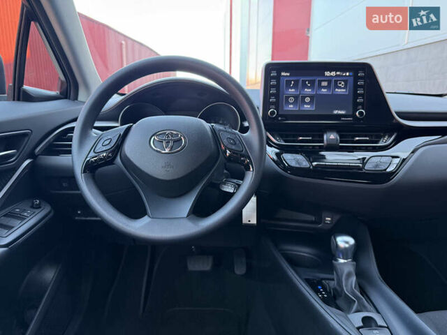 Зелений Тойота C-HR, об'ємом двигуна 2 л та пробігом 2 тис. км за 20999 $, фото 32 на Automoto.ua