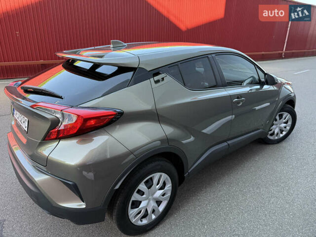 Зеленый Тойота C-HR, объемом двигателя 2 л и пробегом 2 тыс. км за 20500 $, фото 9 на Automoto.ua
