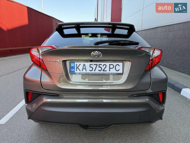 Зеленый Тойота C-HR, объемом двигателя 2 л и пробегом 2 тыс. км за 20500 $, фото 8 на Automoto.ua