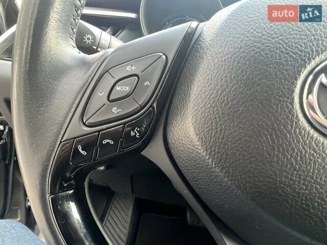 Зеленый Тойота C-HR, объемом двигателя 1.99 л и пробегом 56 тыс. км за 26500 $, фото 43 на Automoto.ua