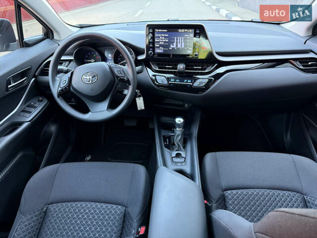 Зеленый Тойота C-HR, объемом двигателя 2 л и пробегом 2 тыс. км за 19700 $, фото 22 на Automoto.ua