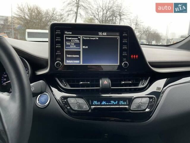 Зеленый Тойота C-HR, объемом двигателя 1.99 л и пробегом 32 тыс. км за 34999 $, фото 16 на Automoto.ua