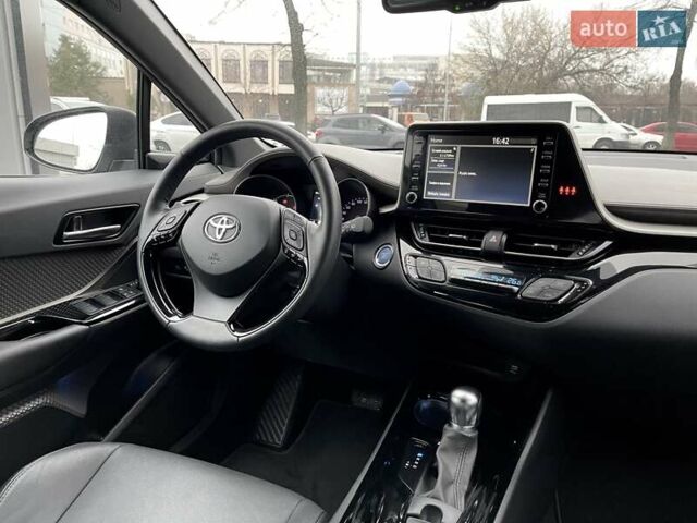 Зеленый Тойота C-HR, объемом двигателя 1.99 л и пробегом 32 тыс. км за 34999 $, фото 9 на Automoto.ua