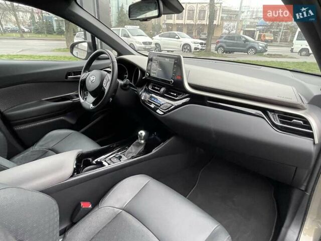 Зеленый Тойота C-HR, объемом двигателя 1.99 л и пробегом 32 тыс. км за 34999 $, фото 11 на Automoto.ua