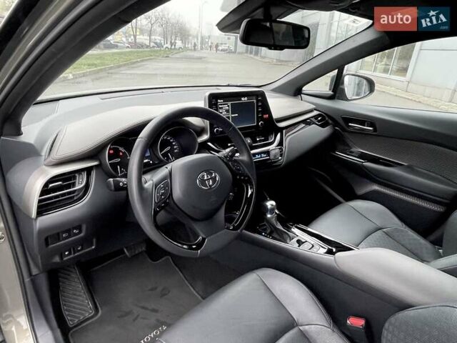 Зеленый Тойота C-HR, объемом двигателя 1.99 л и пробегом 32 тыс. км за 34999 $, фото 14 на Automoto.ua