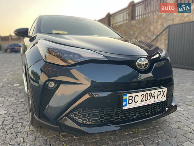Зеленый Тойота C-HR, объемом двигателя 1.99 л и пробегом 15 тыс. км за 31800 $, фото 1 на Automoto.ua