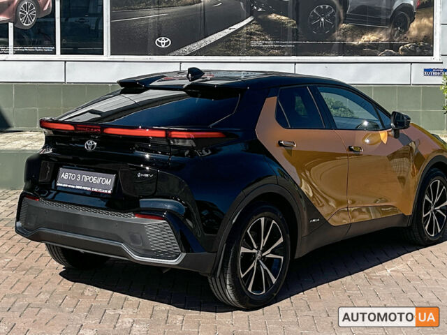 Оранжевый Тойота C-HR, объемом двигателя 2 л и пробегом 7 тыс. км за 43388 $, фото 6 на Automoto.ua