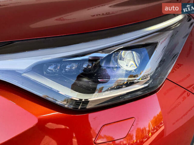 Помаранчевий Тойота C-HR, об'ємом двигуна 1.99 л та пробігом 41 тис. км за 29450 $, фото 37 на Automoto.ua