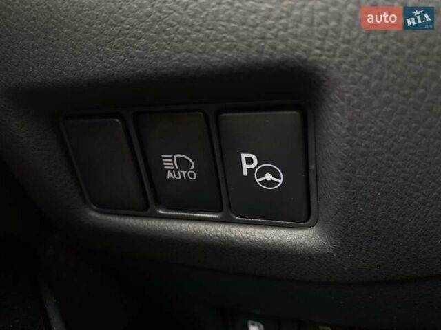 Оранжевый Тойота C-HR, объемом двигателя 1.99 л и пробегом 108 тыс. км за 26966 $, фото 18 на Automoto.ua