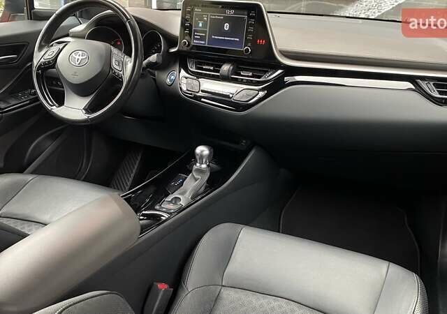 Оранжевый Тойота C-HR, объемом двигателя 1.99 л и пробегом 108 тыс. км за 26966 $, фото 11 на Automoto.ua