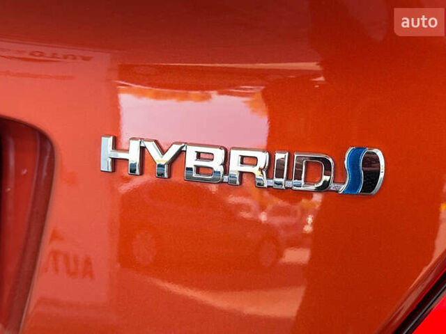 Помаранчевий Тойота C-HR, об'ємом двигуна 1.99 л та пробігом 41 тис. км за 29450 $, фото 40 на Automoto.ua