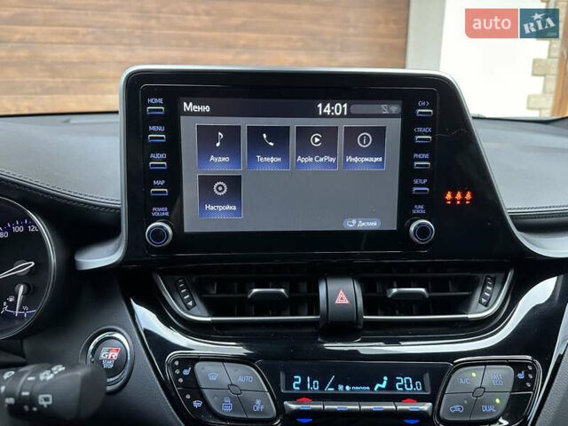 Оранжевый Тойота C-HR, объемом двигателя 1.99 л и пробегом 19 тыс. км за 33600 $, фото 23 на Automoto.ua