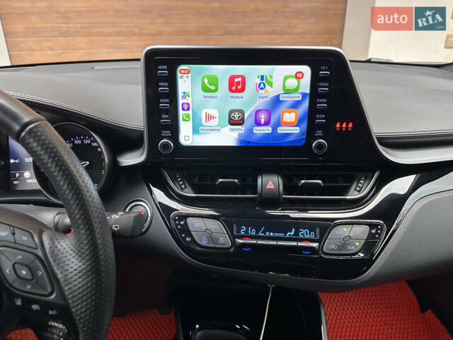 Оранжевый Тойота C-HR, объемом двигателя 1.99 л и пробегом 19 тыс. км за 33600 $, фото 24 на Automoto.ua