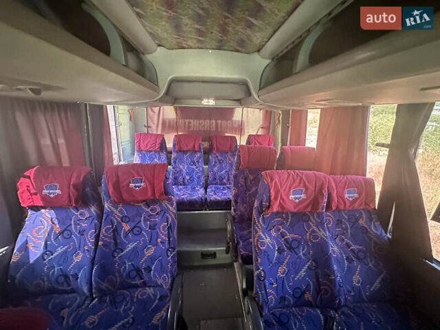 Белый Тойота Каэтано, объемом двигателя 4.2 л и пробегом 650 тыс. км за 9500 $, фото 7 на Automoto.ua