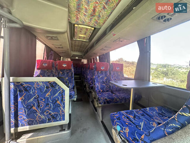 Белый Тойота Каэтано, объемом двигателя 4.2 л и пробегом 650 тыс. км за 9500 $, фото 9 на Automoto.ua