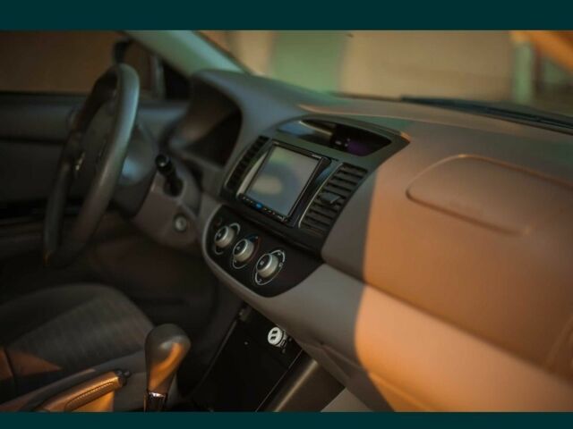 Серый Тойота Ками, объемом двигателя 2.4 л и пробегом 290 тыс. км за 4500 $, фото 1 на Automoto.ua