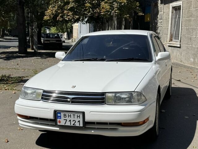 Білий Тойота Камрі, об'ємом двигуна 1.8 л та пробігом 203 тис. км за 4050 $, фото 17 на Automoto.ua