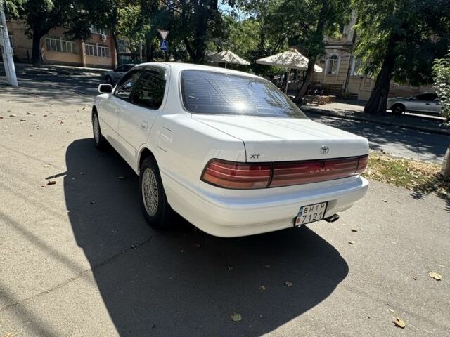 Білий Тойота Камрі, об'ємом двигуна 1.8 л та пробігом 203 тис. км за 4050 $, фото 3 на Automoto.ua