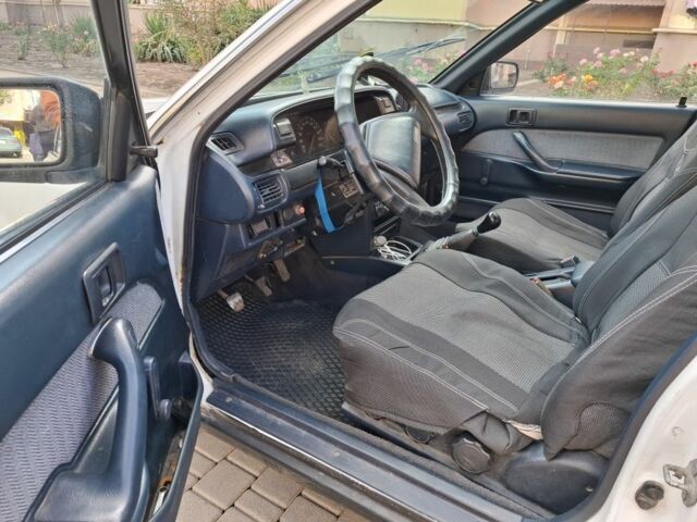 Белый Тойота Камри, объемом двигателя 2 л и пробегом 315 тыс. км за 1100 $, фото 8 на Automoto.ua